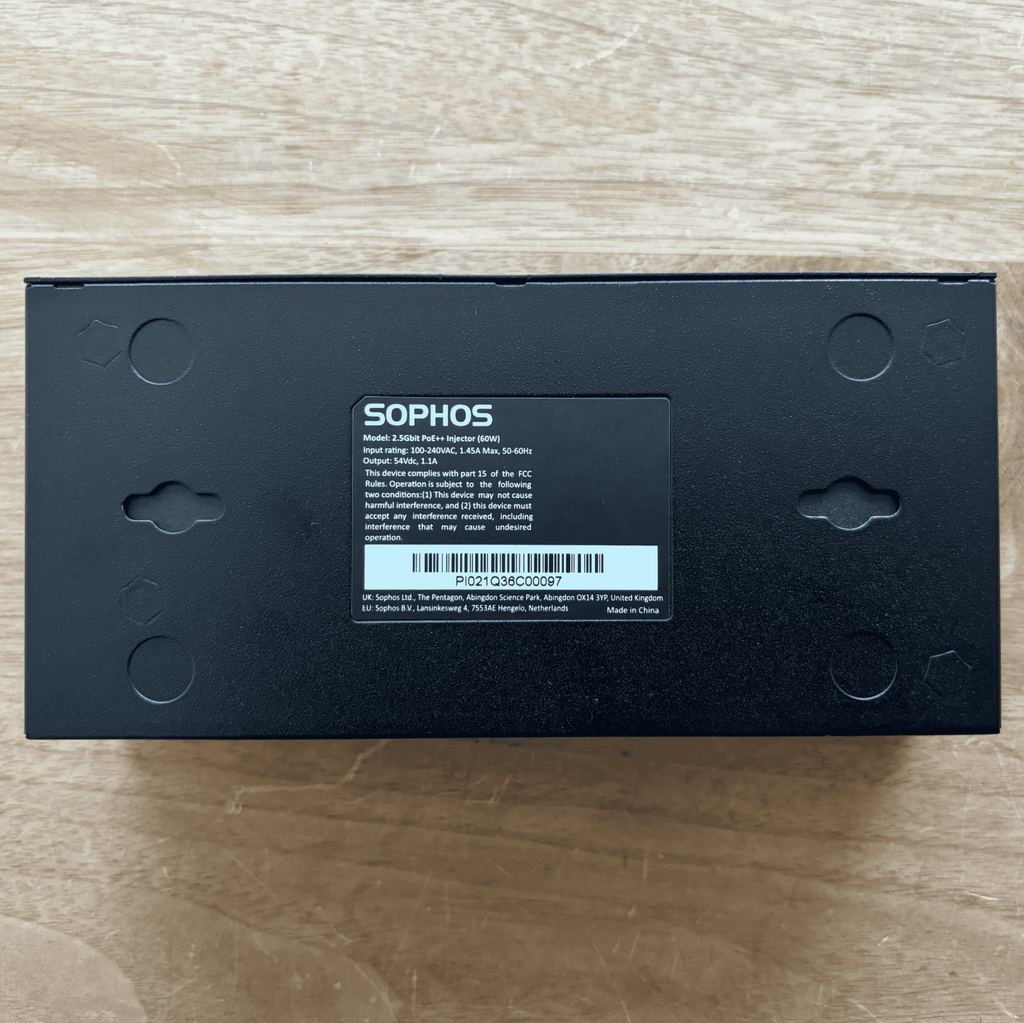 Sophos PoE++ Injector (802.3bt - 60W) 2.5 Gbit [PW60WZ00ZZPCEU] - Avanet