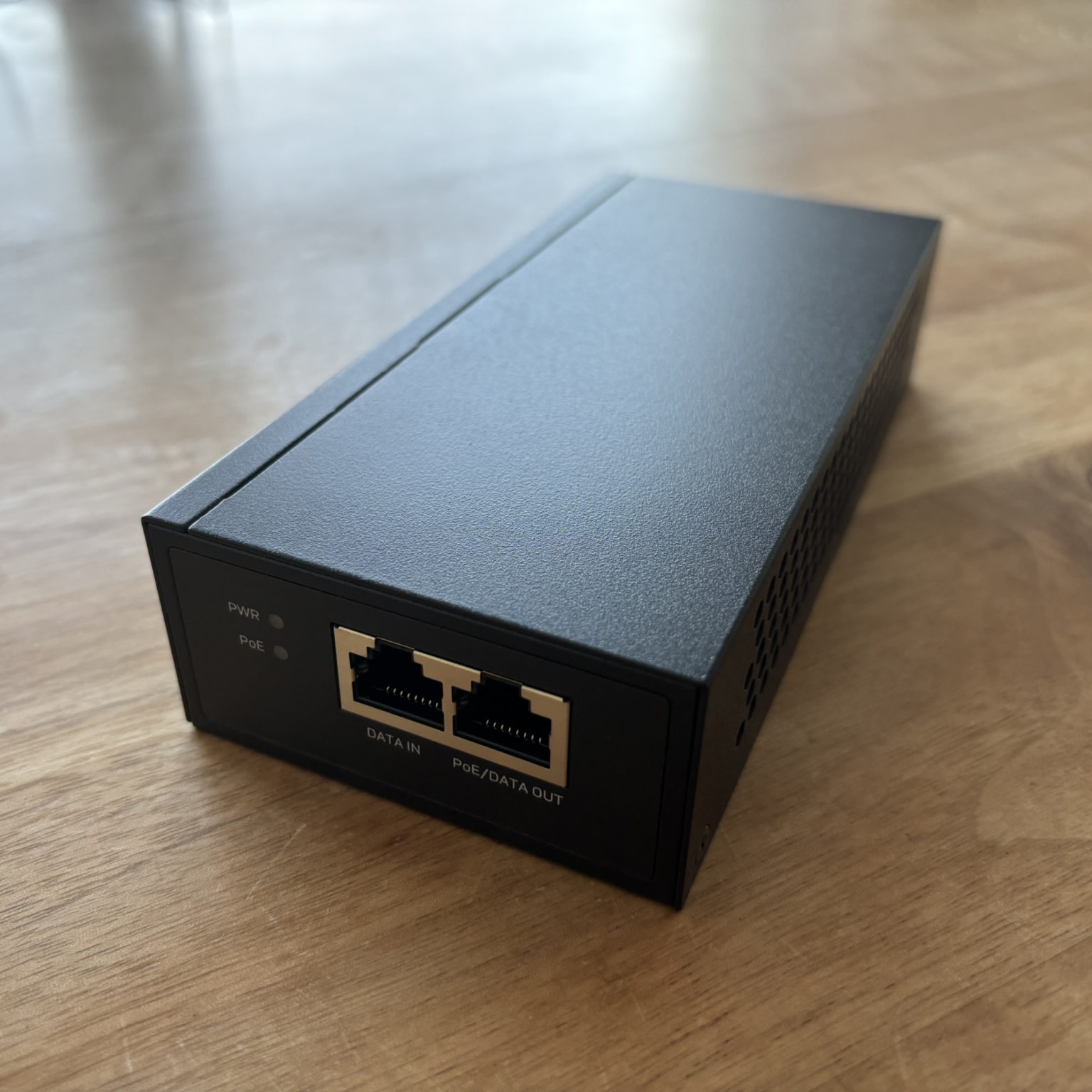 Sophos PoE++ Injector (802.3bt - 60W) 2.5 Gbit [PW60WZ00ZZPCEU] - Avanet