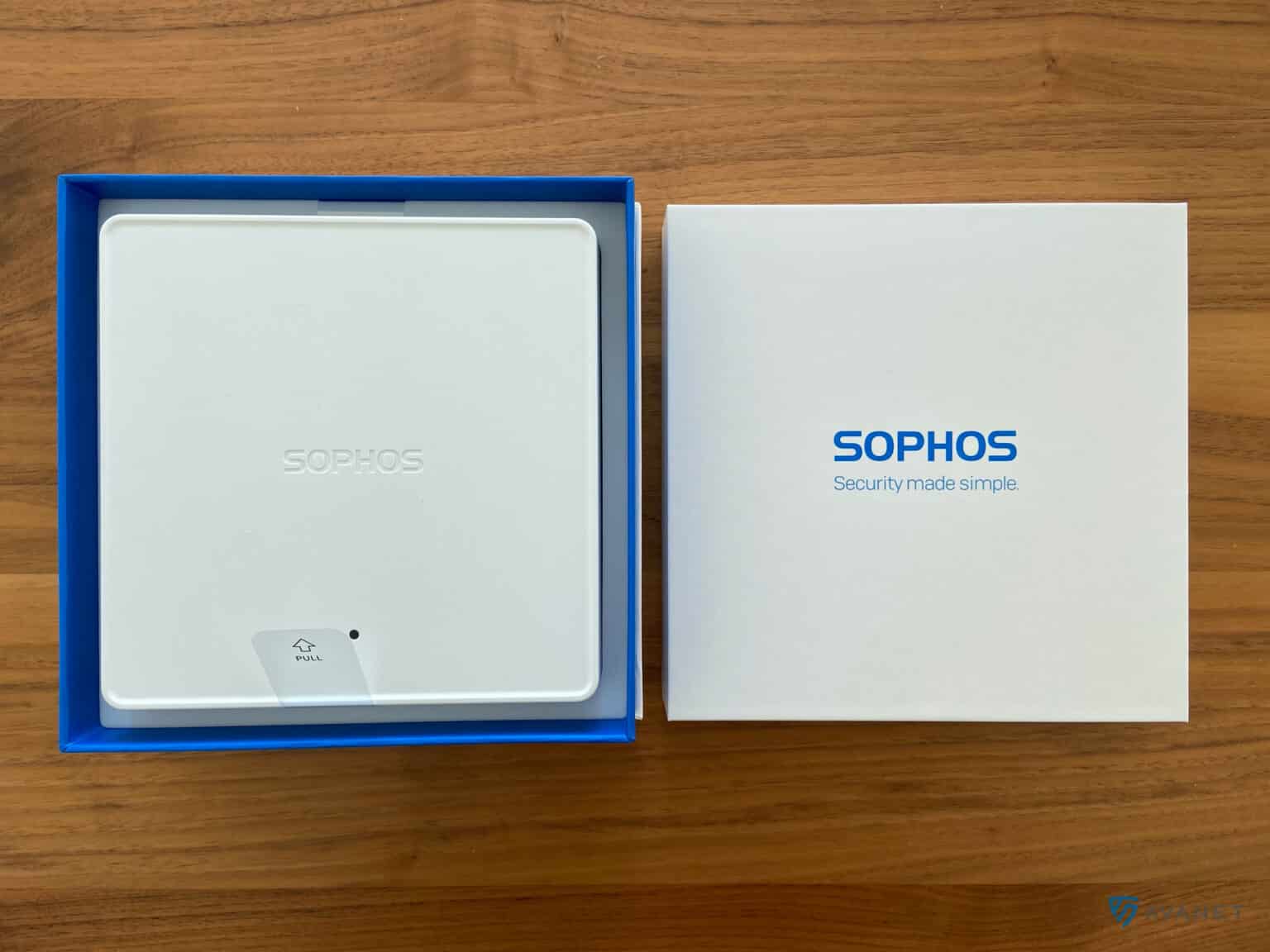 Sophos APX 320 Access Point [A320TCHNE] - Avanet