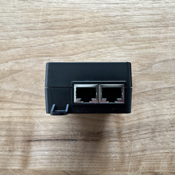 Sophos PoE+ Injector 2.5 Gbit (802.3af/at - 30W) [PO2ZTCHEU] - Avanet